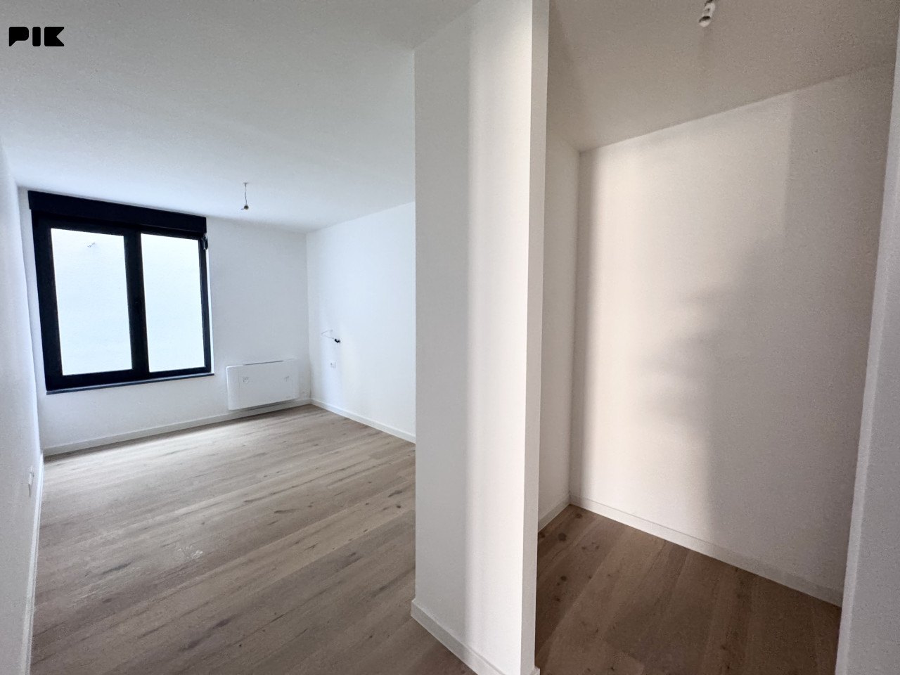 Breka luksuzan četverosoban stan 157 m2 sa prostranom terasom 19