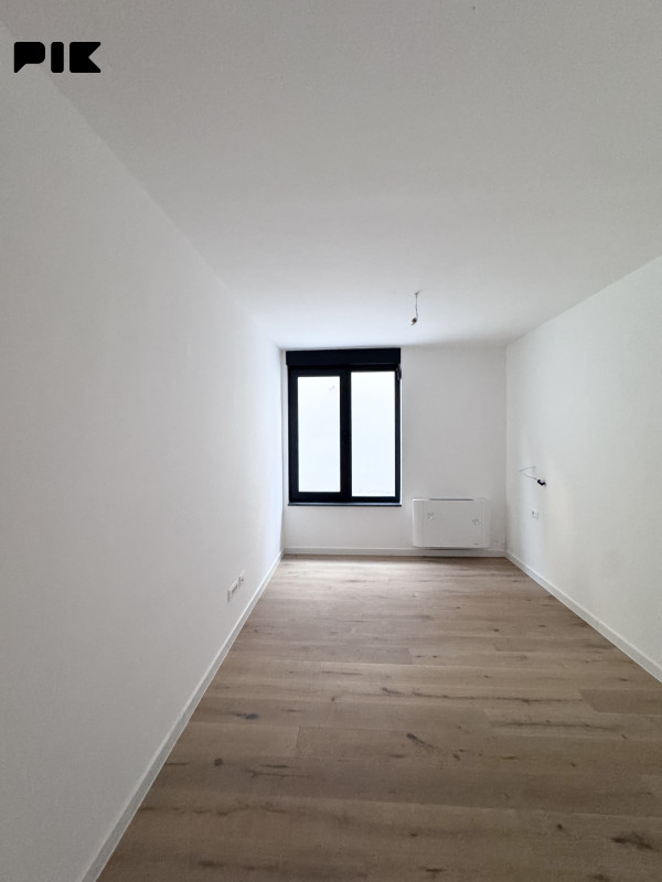 Breka luksuzan četverosoban stan 157 m2 sa prostranom terasom 20