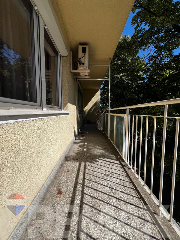 Na prodaju odličan stan 58m2 u Novoj Varoši 13