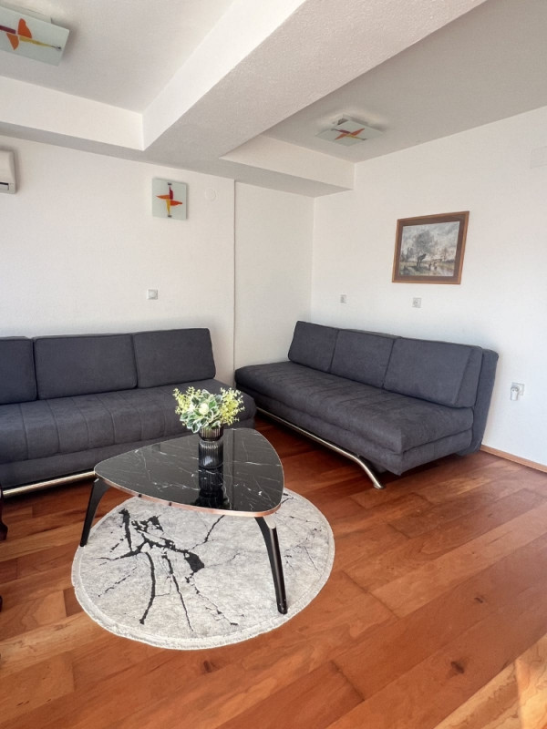 Trosoban apartman Neum Surdup prodaja TERASA 17