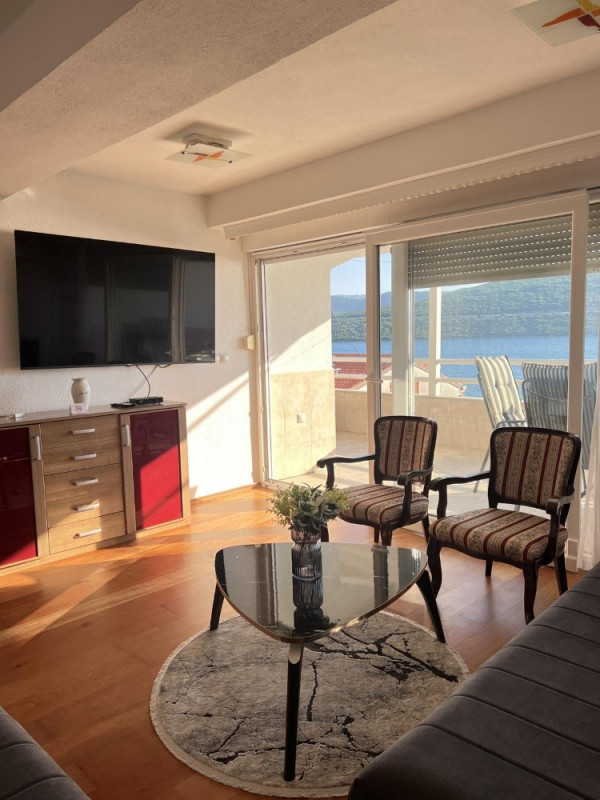 Trosoban apartman Neum Surdup prodaja TERASA 20