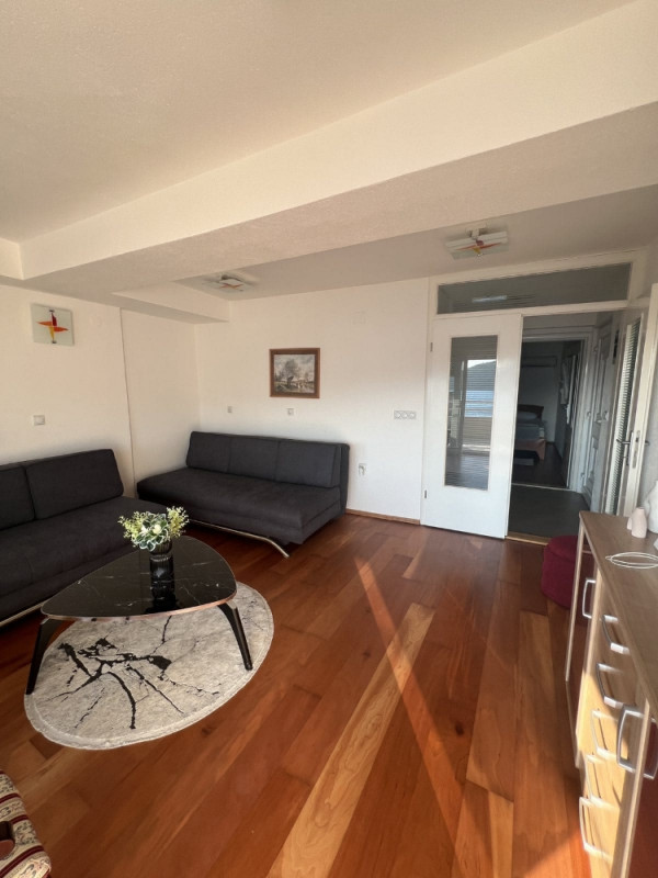 Trosoban apartman Neum Surdup prodaja TERASA 9