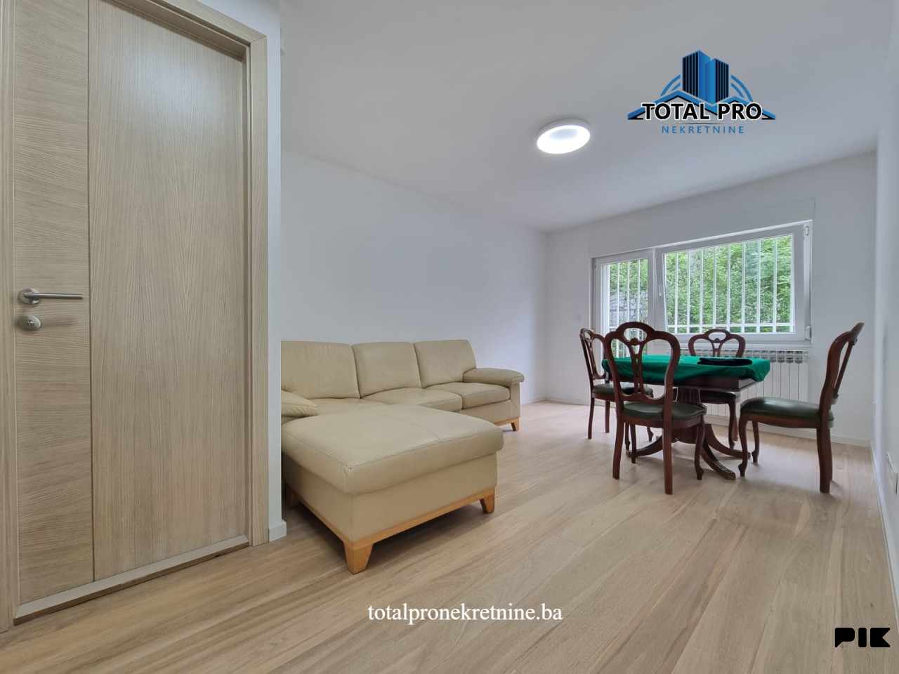 TOTAL PRO/ Kuća sa pslovnim prostorom 390m2 / Marijin Dvor 17