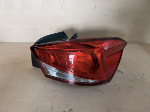 Seat Ibiza 17/20 - desna stop lampa 6F0945096H 19749
