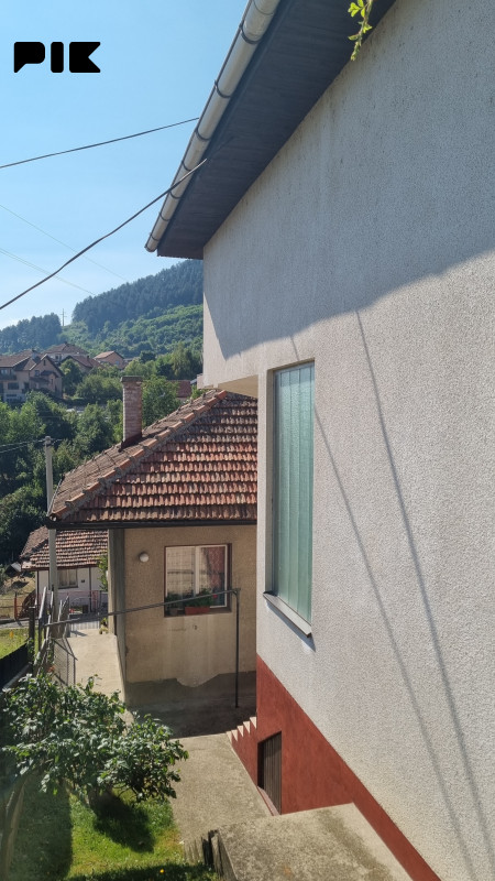 Dvije kuće u Visokom 6