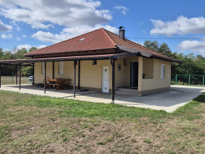 Kuća, 111 m², Brčko