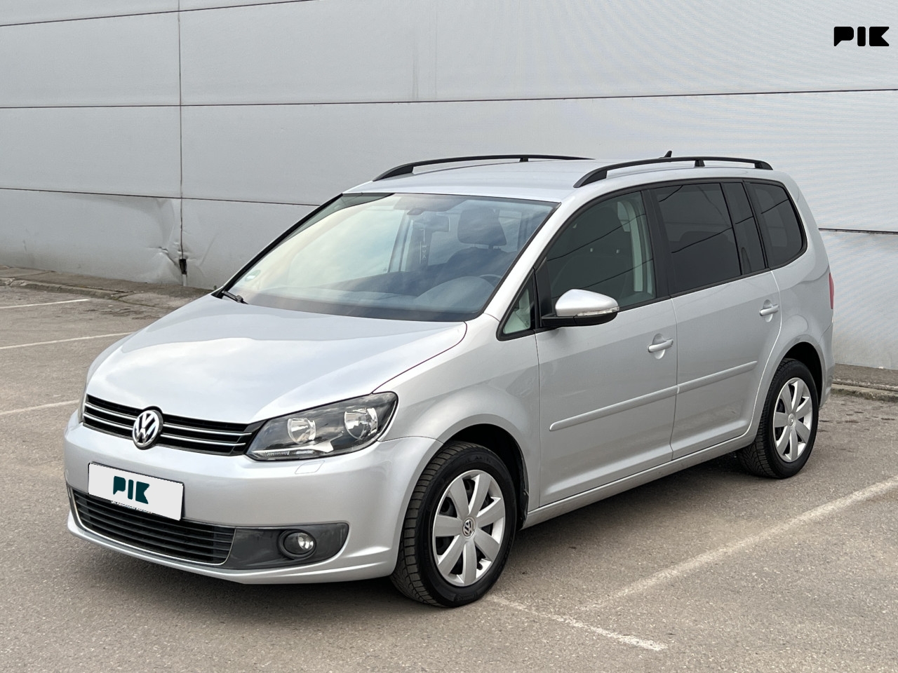 VW Touran 1.6 TDI *NAVI*Grijanje sjed*Senzori*Tek registrovan*