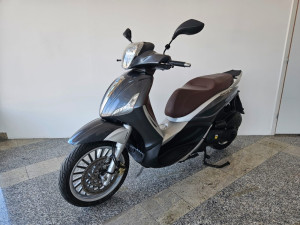 Piaggio Beverly 300ie/2016 god/uvoz Njemacka/ABS/Kao Nov