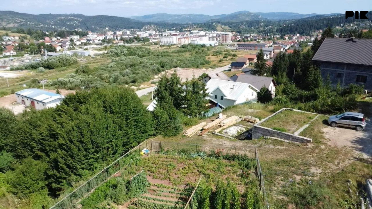 Prodaja Zemljište Pale 852m2 2