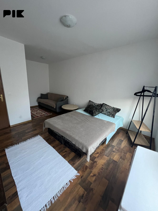 Renoviran i namješten stan 2,5 sobe, Velešići Sarajevo 7