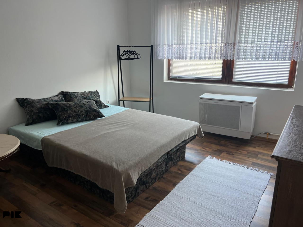 Renoviran i namješten stan 2,5 sobe, Velešići Sarajevo 8