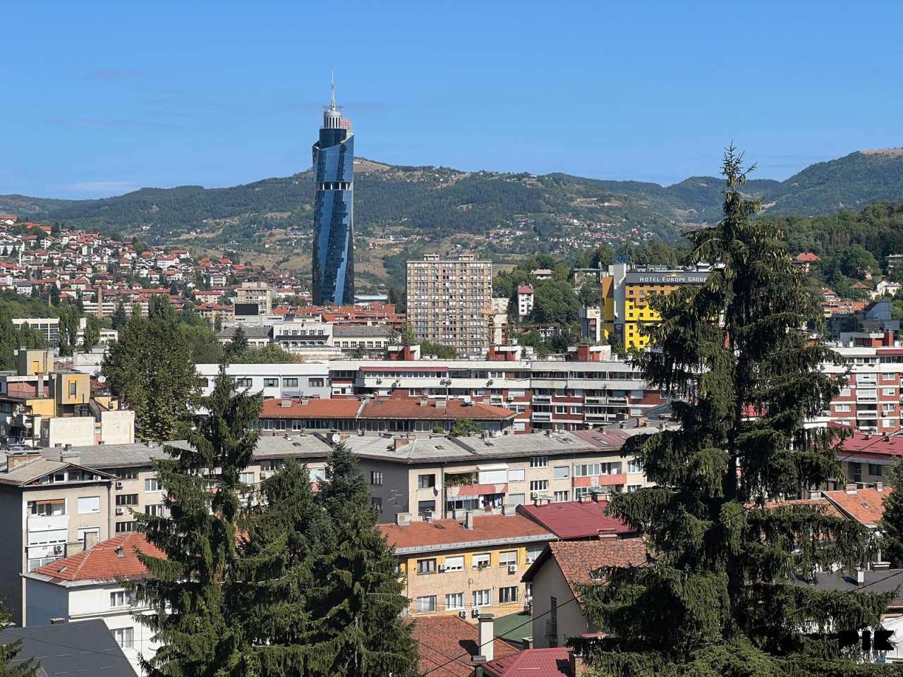 STAN 70m2, KOVAČIĆI, NOVO SARAJEVO, PREKRASAN POGLED NA GRAD