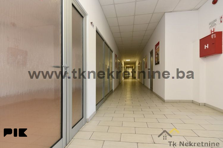 BOSANSKA POLJANA! Dio višenamjenske poslovne zgrade - 440m2 4