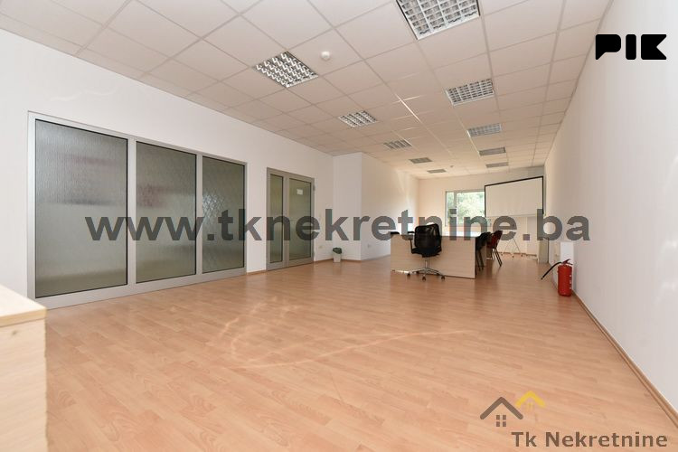 BOSANSKA POLJANA! Dio višenamjenske poslovne zgrade - 440m2 6