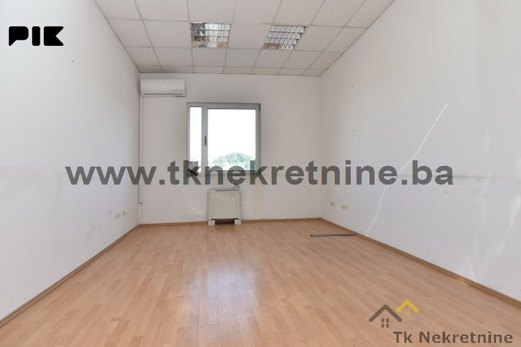 BOSANSKA POLJANA! Dio višenamjenske poslovne zgrade - 440m2 12