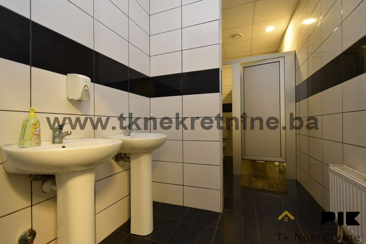BOSANSKA POLJANA! Dio višenamjenske poslovne zgrade - 440m2 16