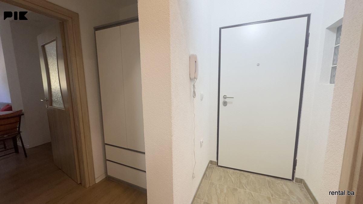 Jednoiposoban stan najam Centar Sarajevo 3