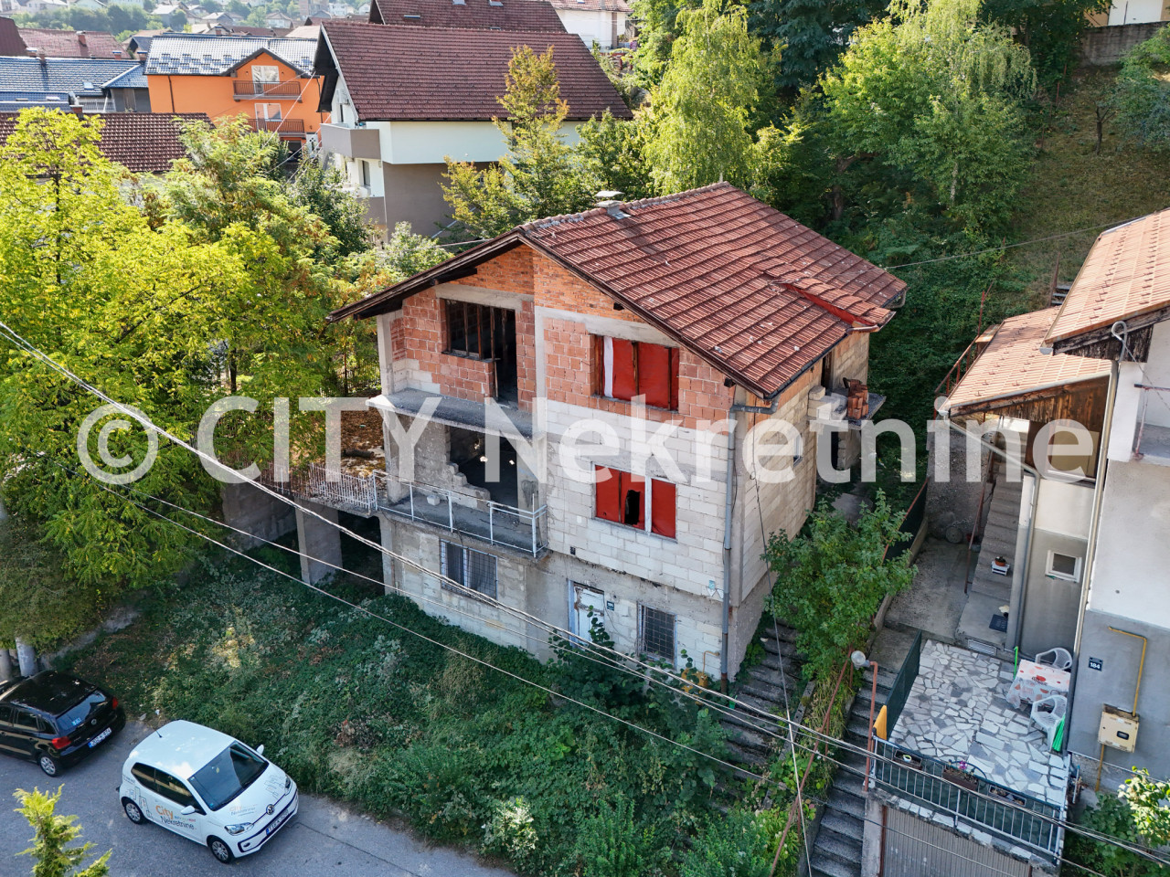 Građevinsko zemljište - Novo Sarajevo - Hrasno brdo - 366 m2