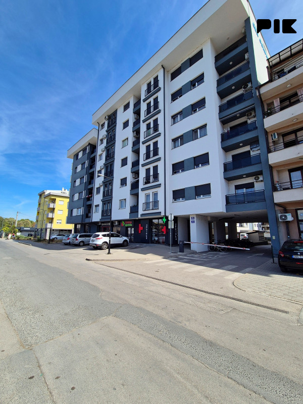 Stan za najam kod Audi centra 12