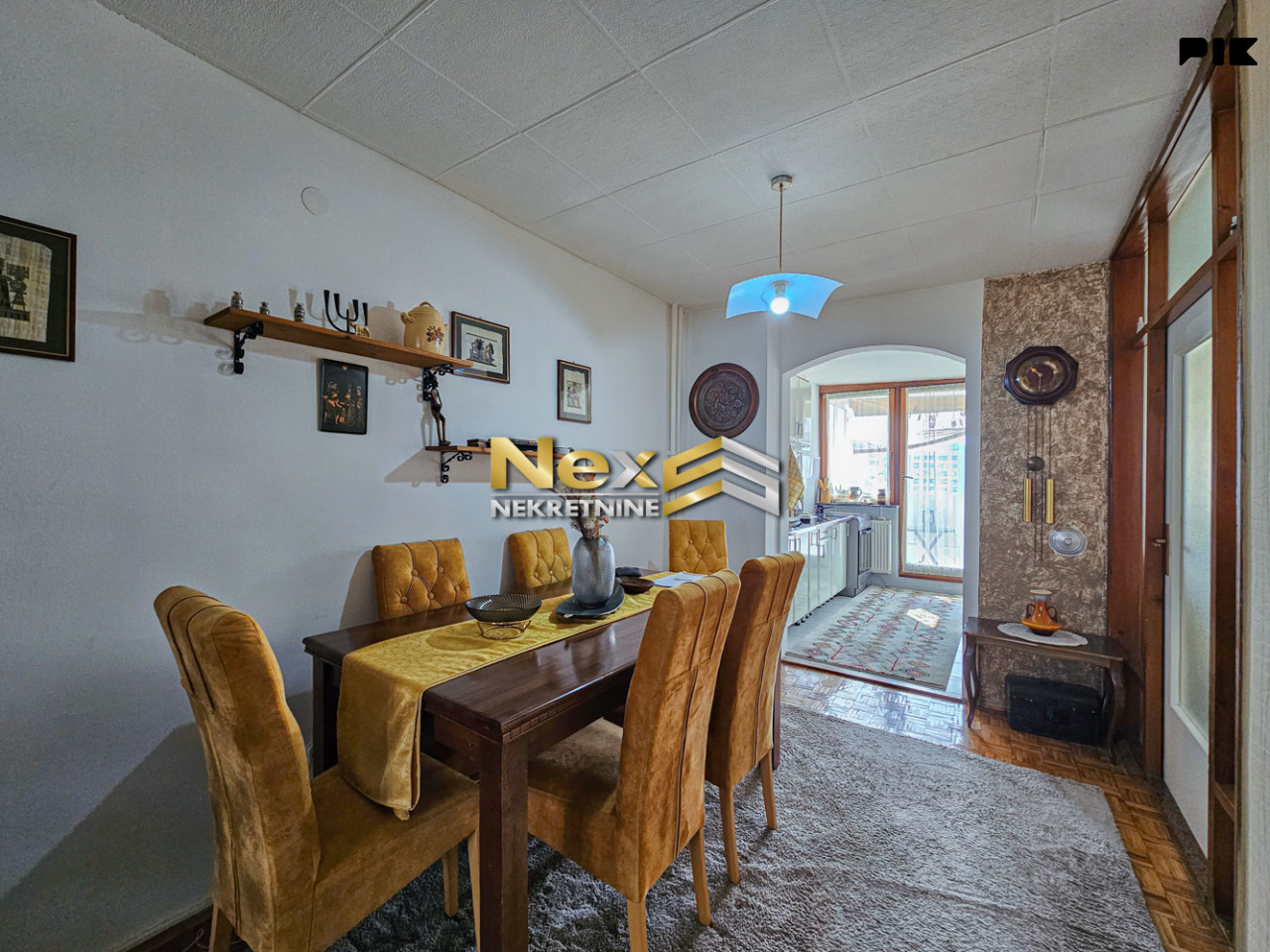 Trosoban stan Alipašino Polje/Novi Grad 70m2 7