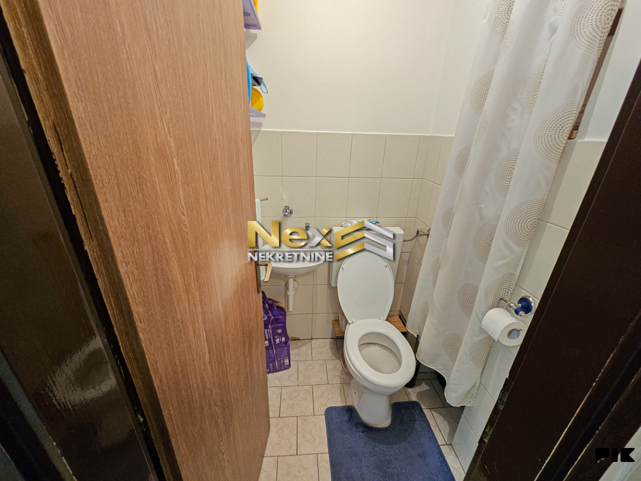 Trosoban stan Alipašino Polje/Novi Grad 70m2 20