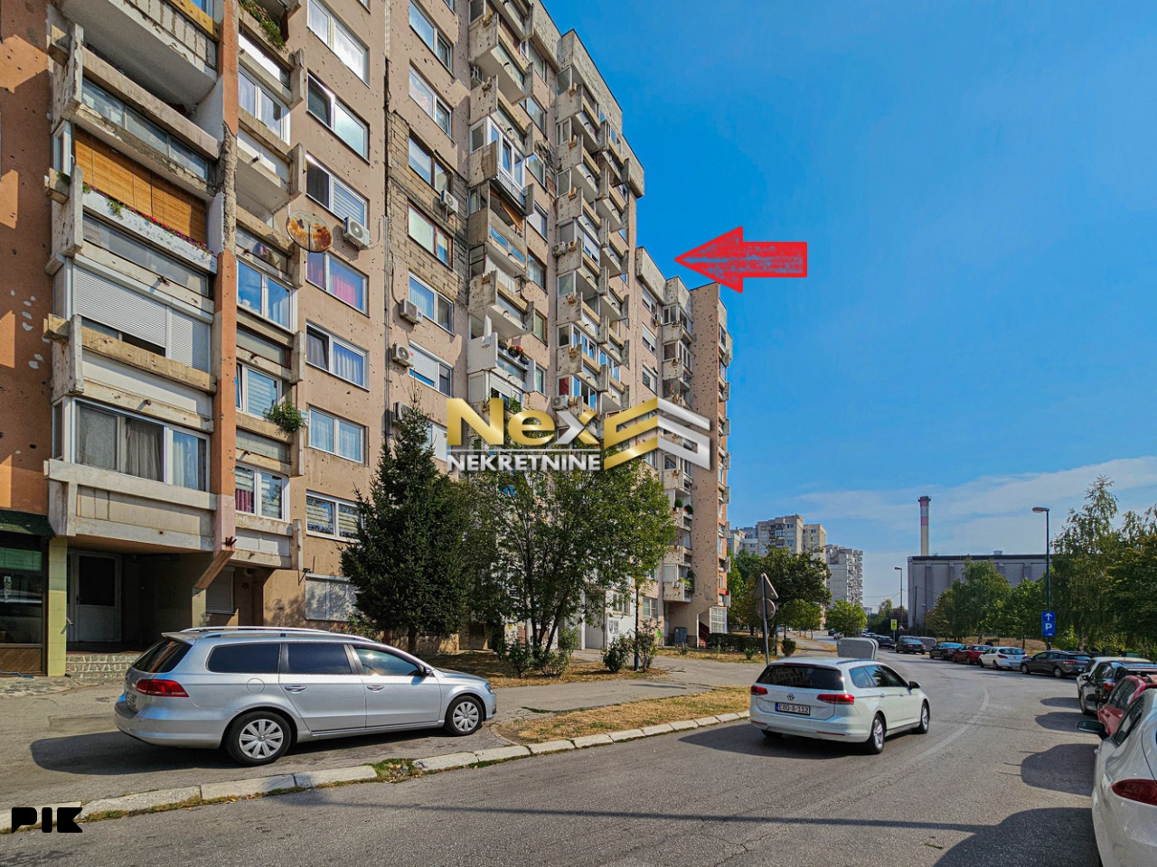 Trosoban stan Alipašino Polje/Novi Grad 70m2