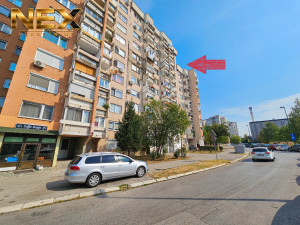 Trosoban stan Alipašino Polje/Novi Grad 70m2