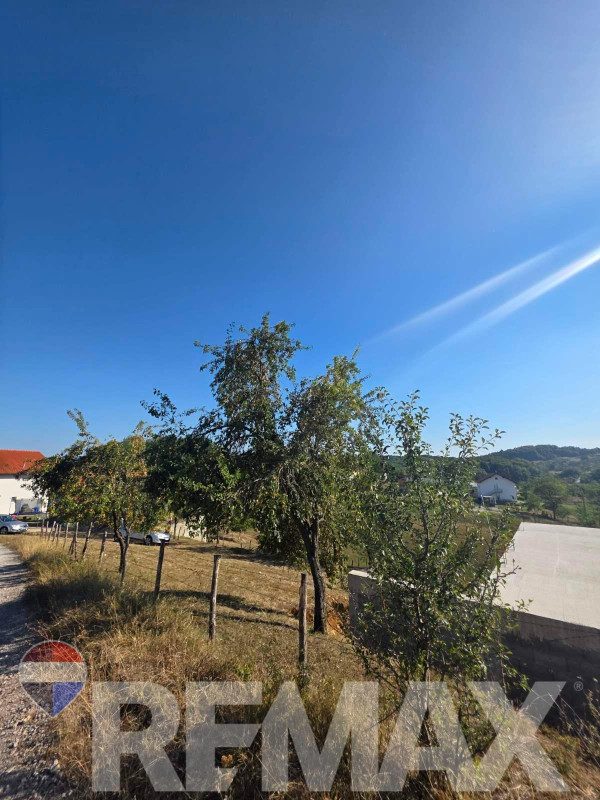 Kuća u izgradnji | Zemljište 2341m2 | Motike 8