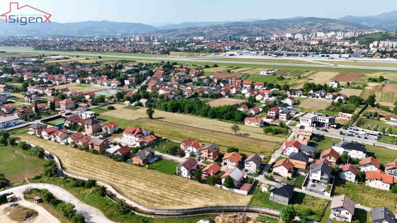 SIGENX prodaje: Zemljište Ilidža/ Butmir/ 951m2 - Odličan pristup 5