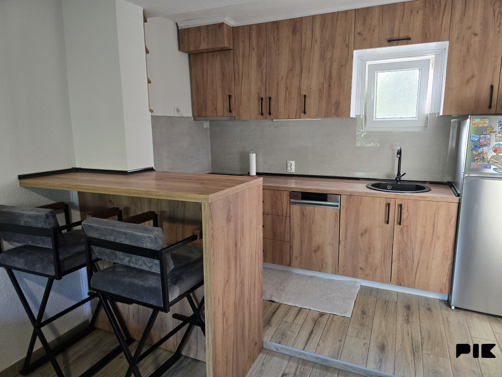 Stan na dan Banja Luka, apartman sa parkingom 4