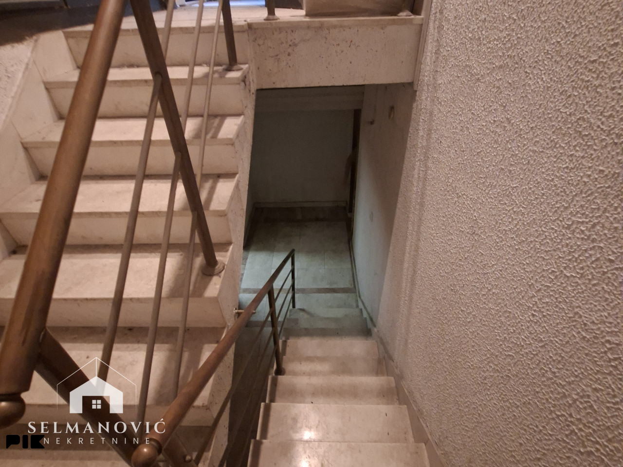 Poslovni prostor 258m2, Novo Sarajevo Kolodvorska - PRODAJA NAJAM 16