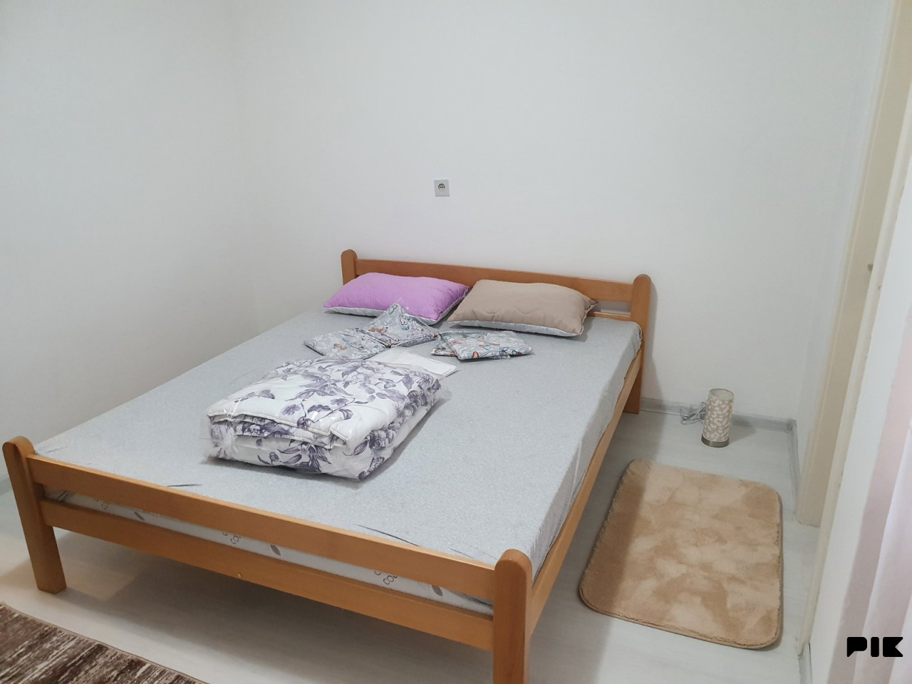 Potpuno namješten i renoviran trosoban stan, Grbavica 6