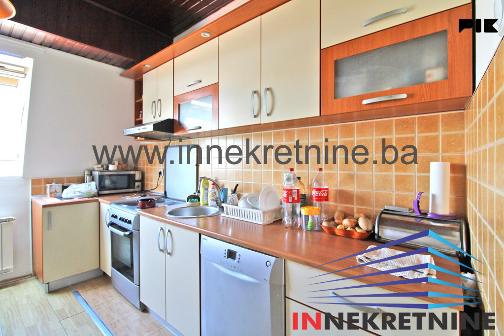 Lijep dvosoban stan površine 57 m2 u naselju Skojevska, Tuzla 6