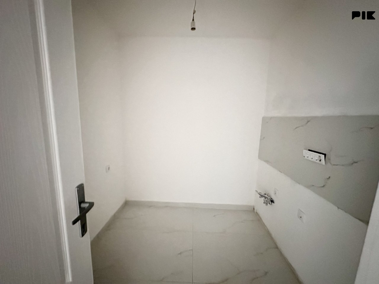 NA PRODAJU renoviran dvosoban stan Borik, Banja Luka 4