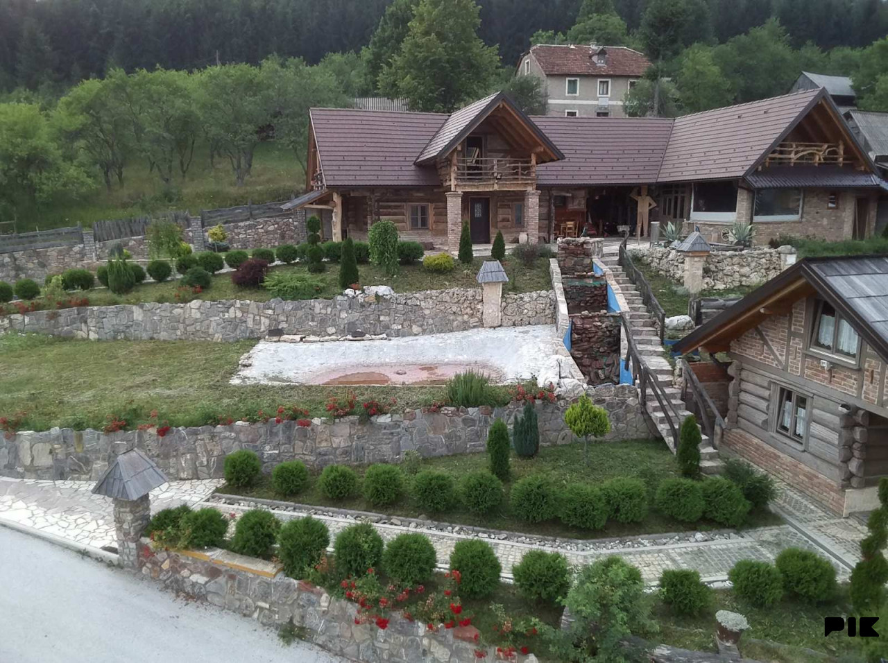 Vikendice Ribnik
