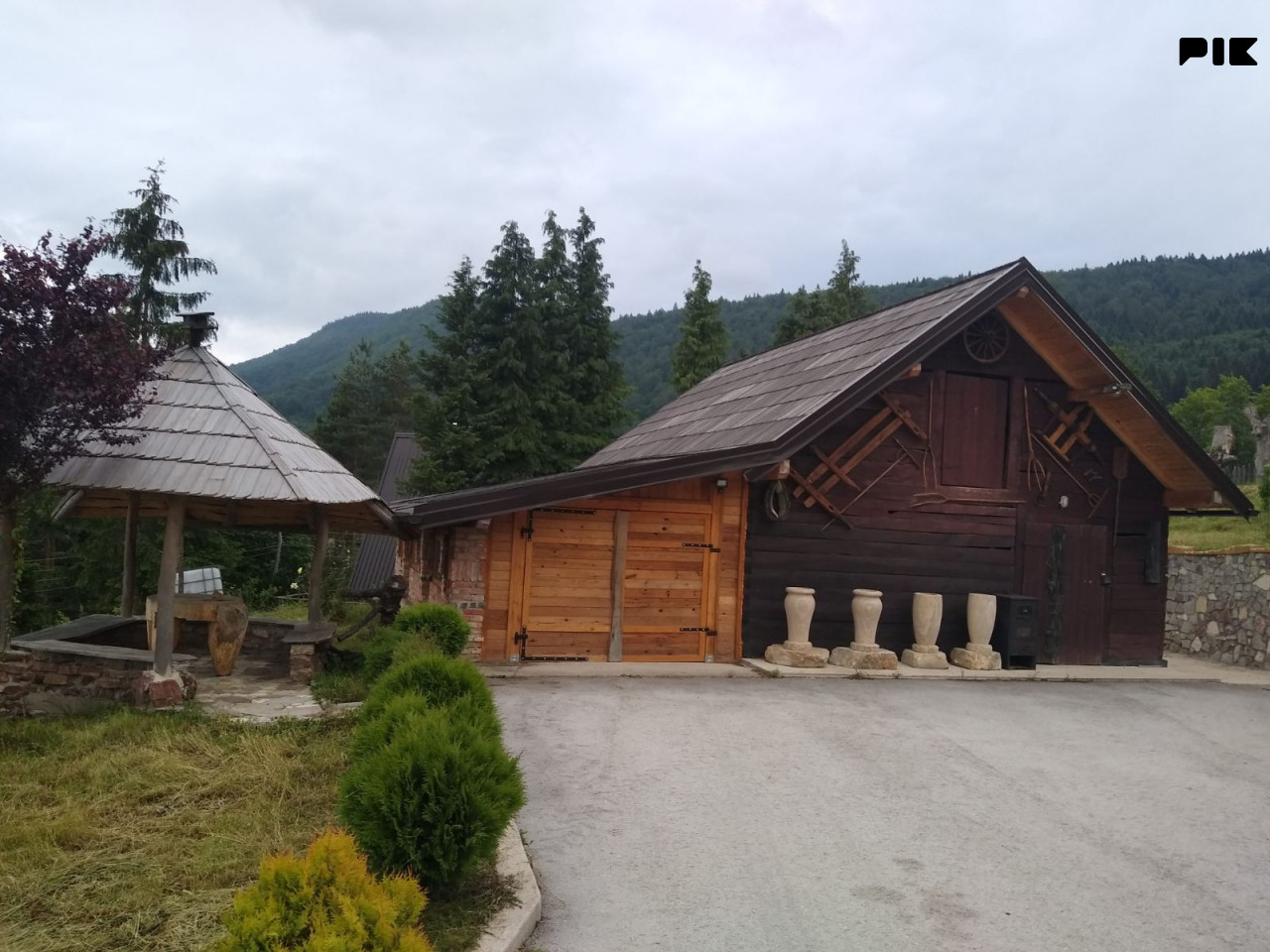 Vikendice Ribnik 4