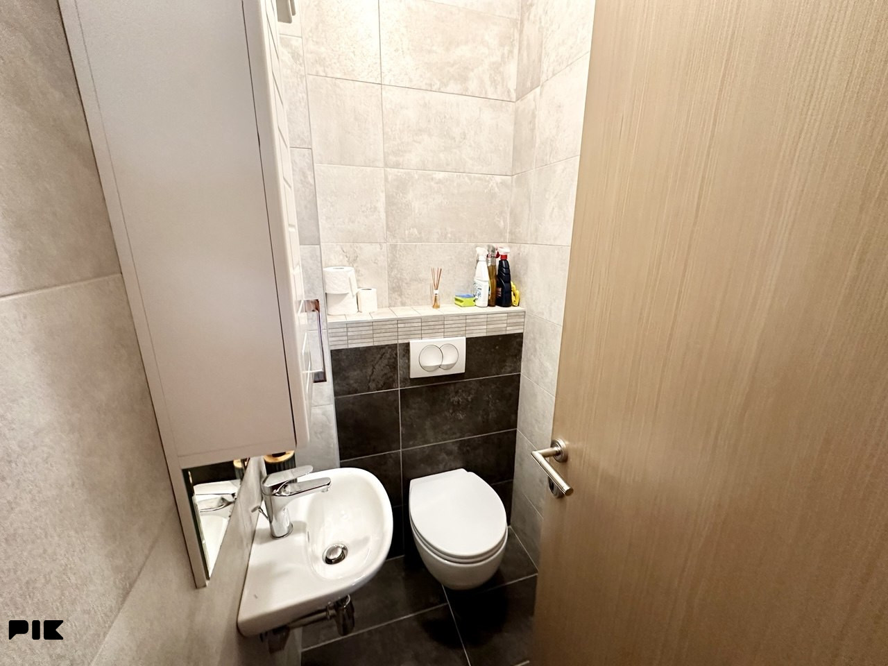 Izdaje se trosoban stan sa garažom Kočićev vijenac, Banja Luka 7