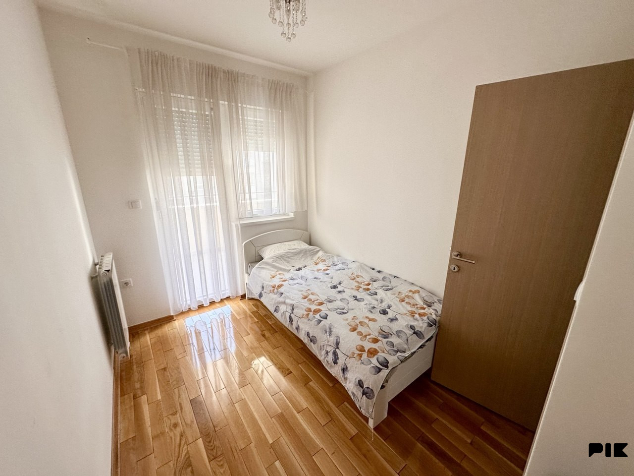 Izdaje se trosoban stan sa garažom Kočićev vijenac, Banja Luka 8