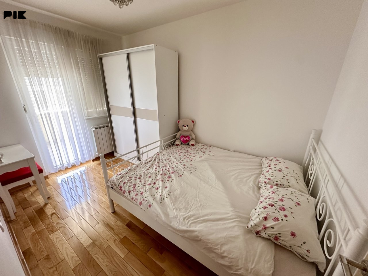Izdaje se trosoban stan sa garažom Kočićev vijenac, Banja Luka 10