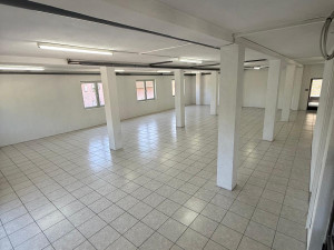 Poslovni prostor i parking Kiseljak-Brnjaci 240 m2 povrsine photo 4