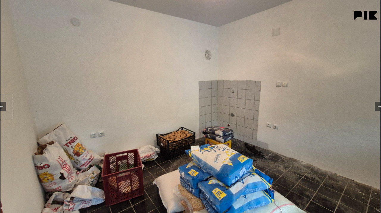 Stambeno poslovni objekat Gornja Lipnica 10