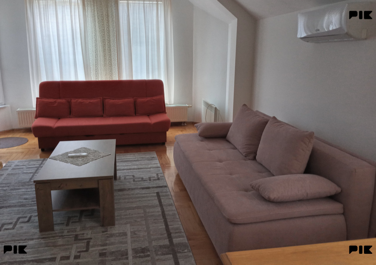 Izdaje se stan-- 40m2--OBILICEVO-- 2