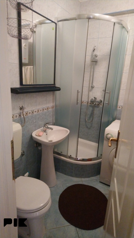 Izdaje se stan-- 40m2--OBILICEVO-- 4