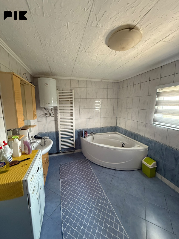 Odlicna dvospratna kuca sa garazom Tuzla 200m2 + 3.500 m2 zemlje photo 5