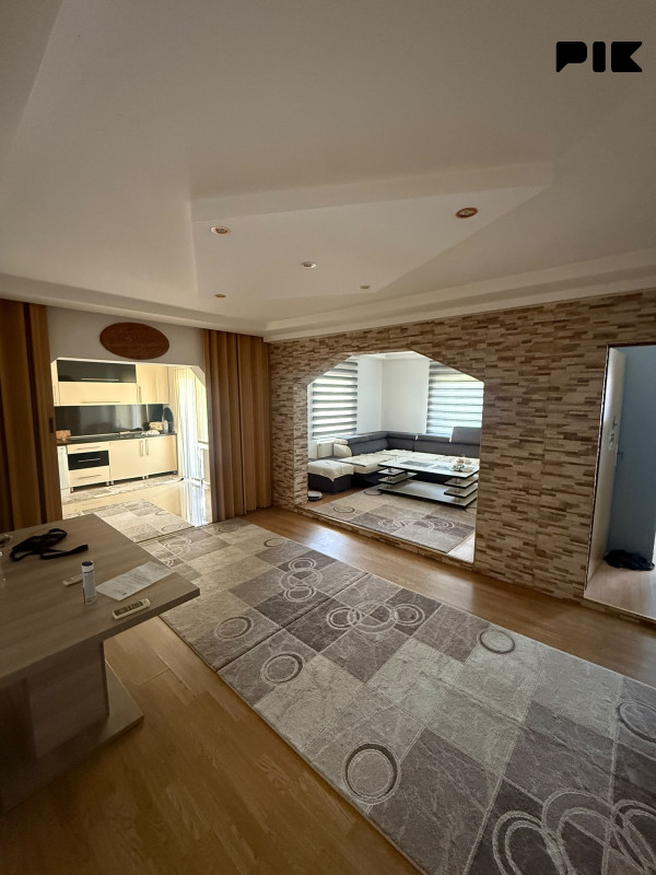 Odlicna dvospratna kuca sa garazom Tuzla 200m2 + 3.500 m2 zemlje 6