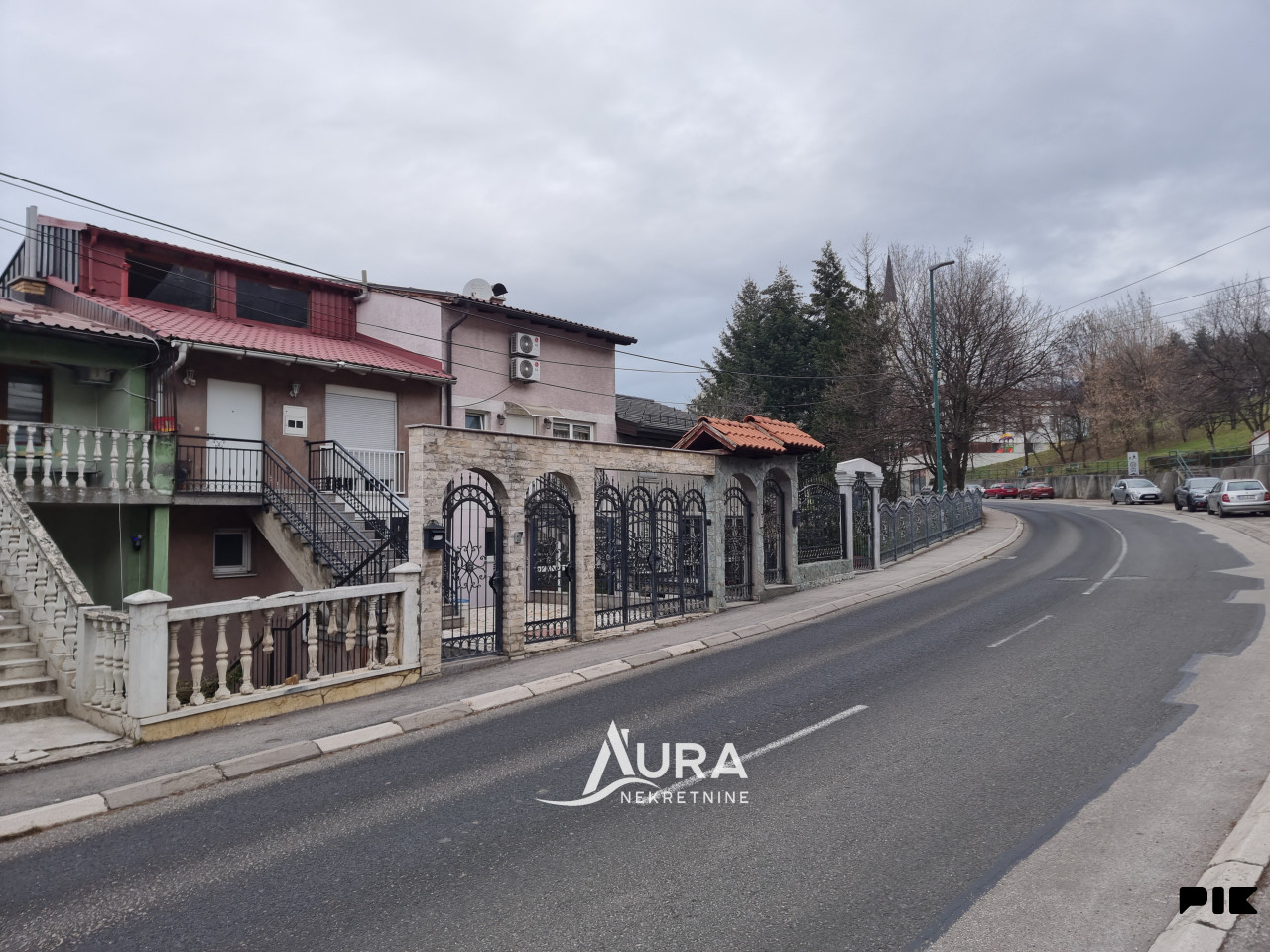 AURA/ Opremljen Stan / 1+3 / Centar