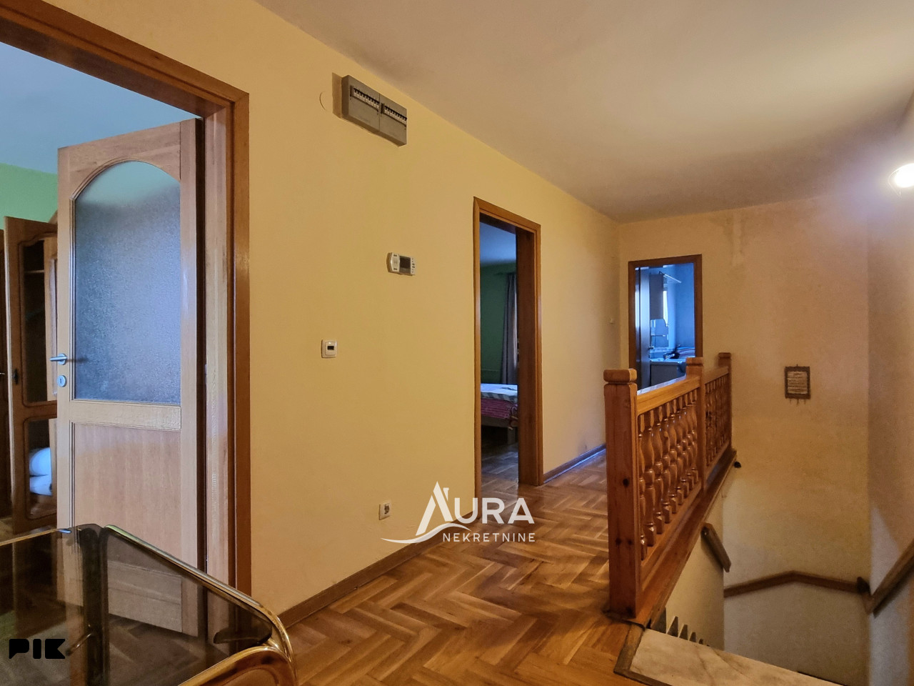 AURA/ Opremljen Stan / 1+3 / Centar 12