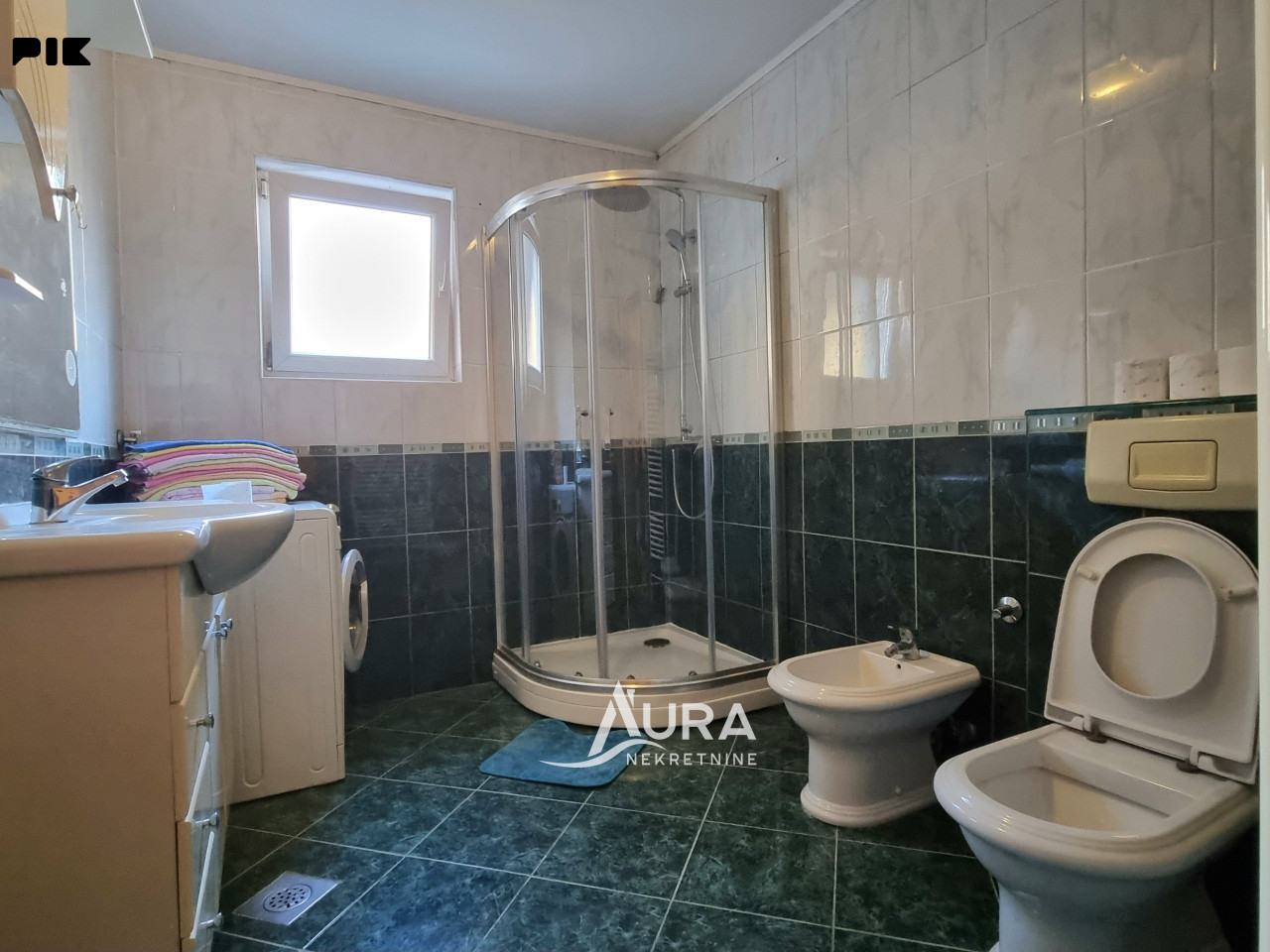 AURA/ Opremljen Stan / 1+3 / Centar 19