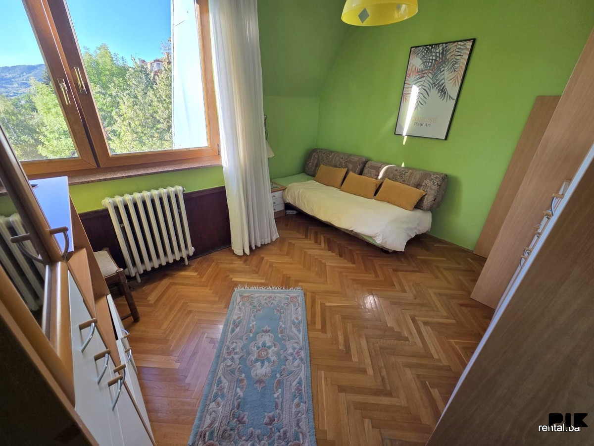 Trosoban stan najam Centar Sarajevo 10