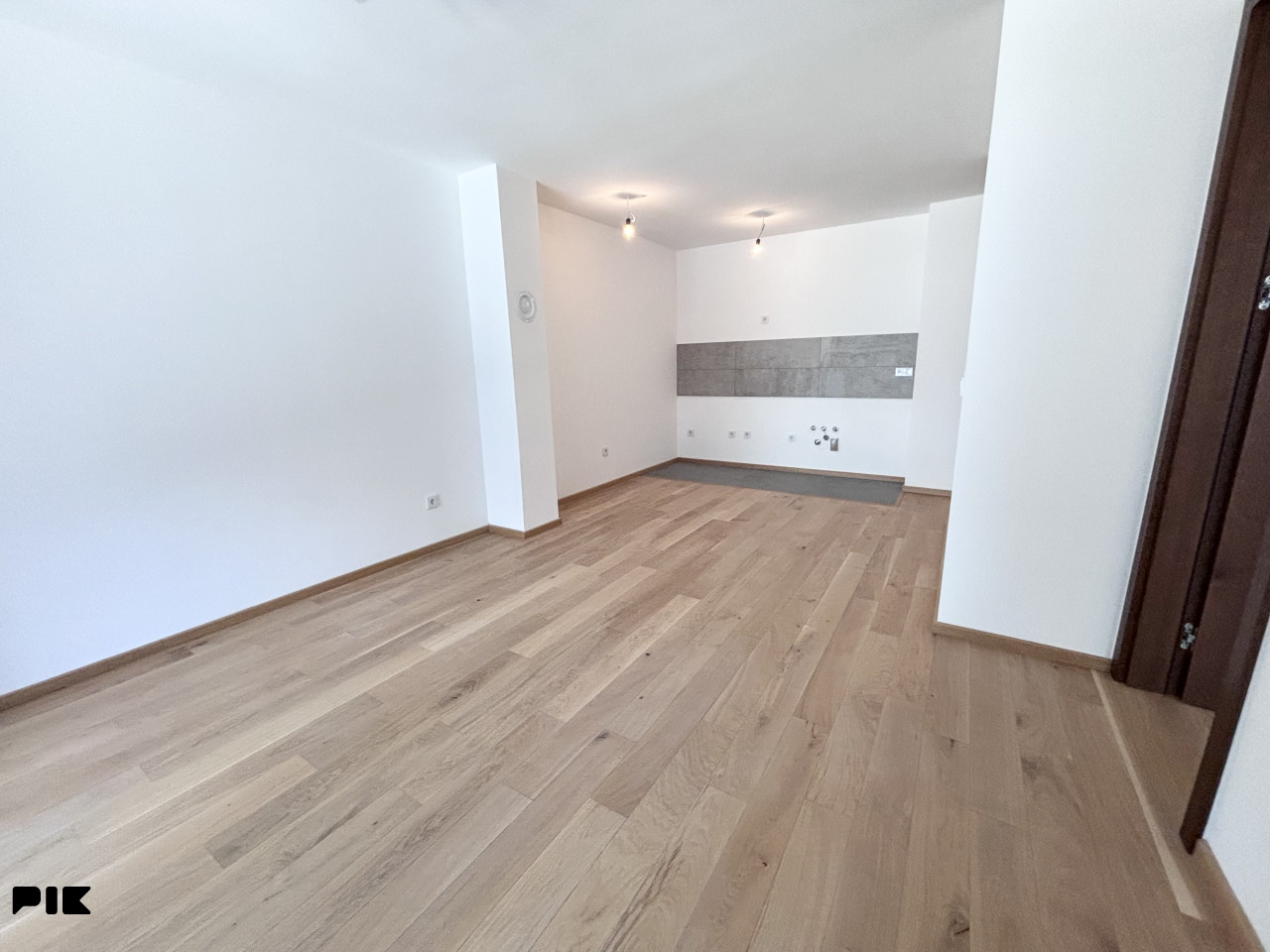 Bjelašnica USELJIV dvosoban apartman 54 m2 sa balkonom 10